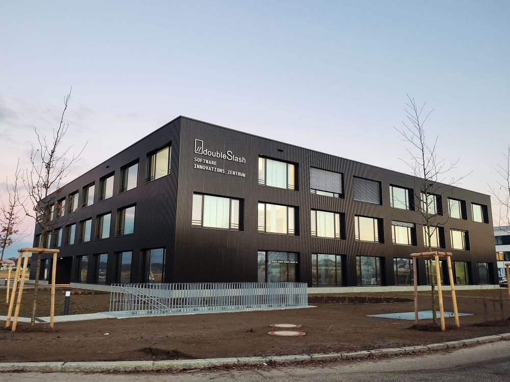 Layer-Grosshandel GmbH & Co.KG